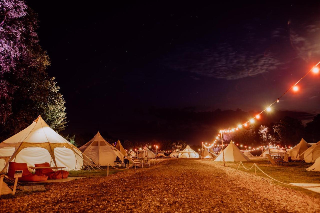 Glampingresort Raus Am See In Spaden Schiffdorf Exteriér fotografie