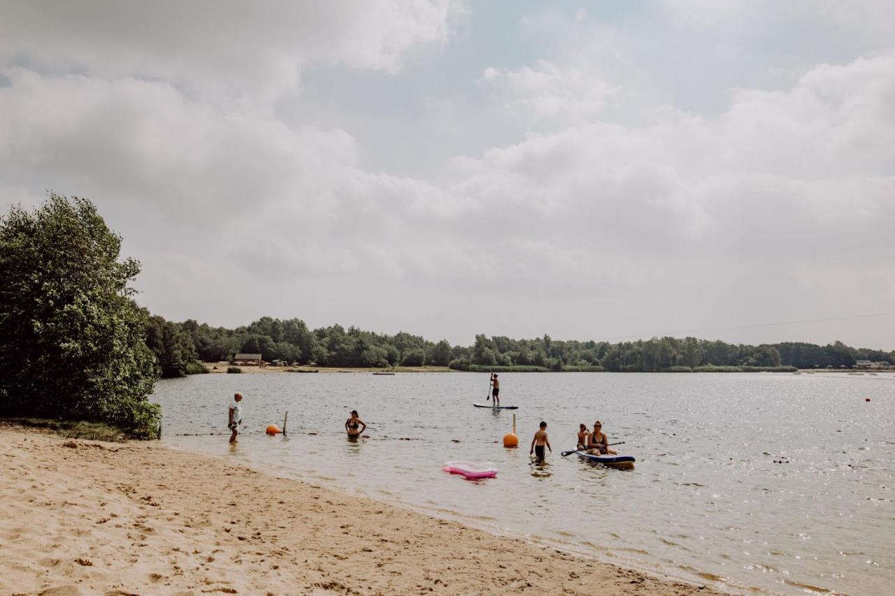 Glampingresort Raus Am See In Spaden Schiffdorf Exteriér fotografie